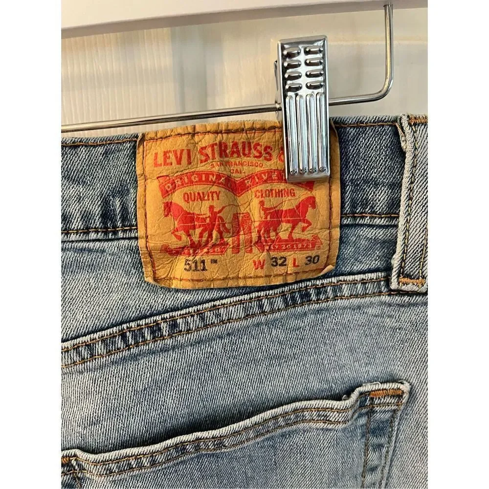 Levi’s 511 Medium Wash Straight Leg Jeans sz 32X30